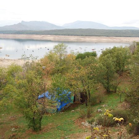 Camping De Cervera De Buitrago Ξενοδοχείο Εξωτερικό φωτογραφία