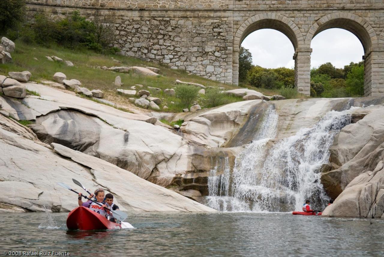 Camping De Cervera De Buitrago Ξενοδοχείο Εξωτερικό φωτογραφία