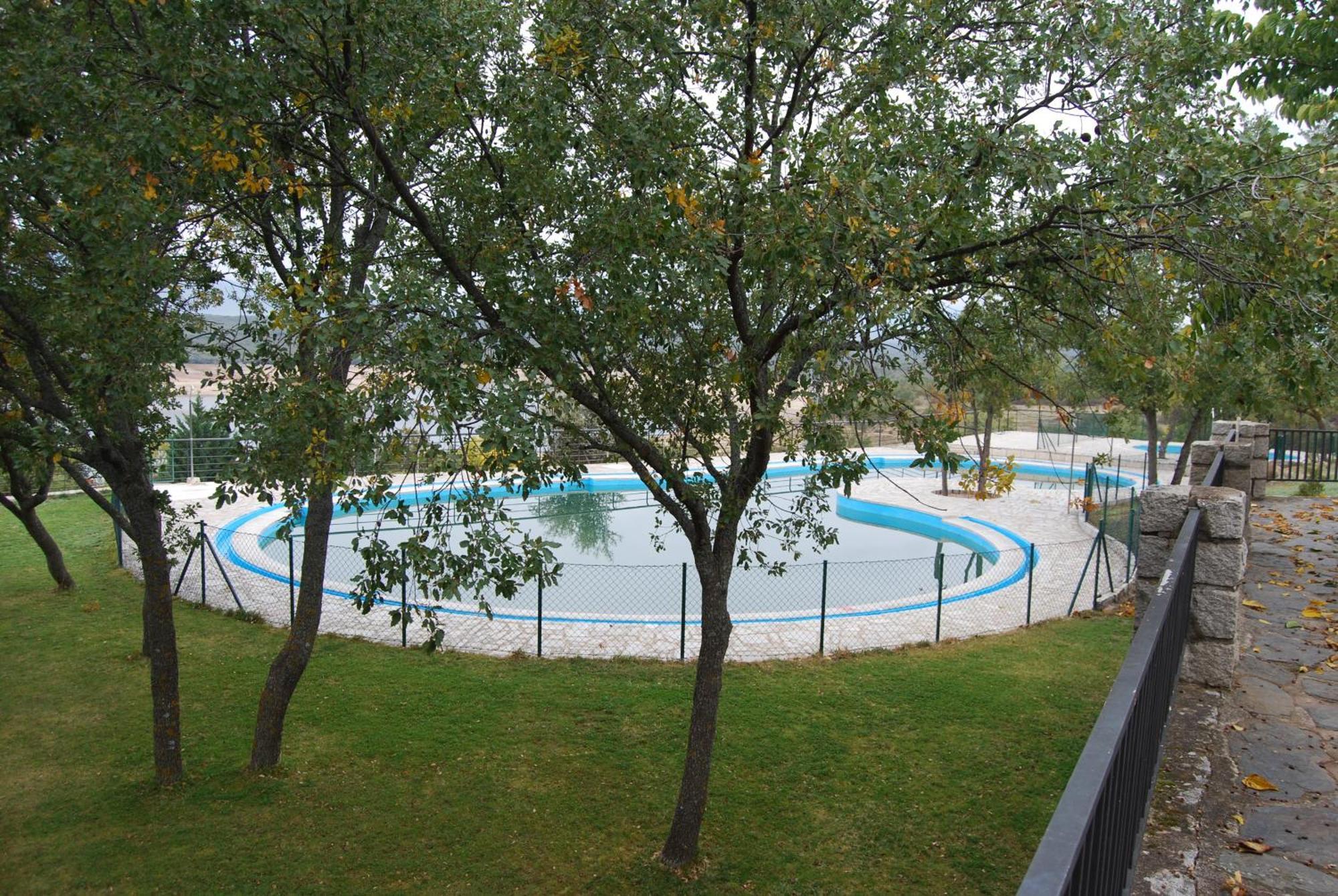 Camping De Cervera De Buitrago Εξωτερικό φωτογραφία
